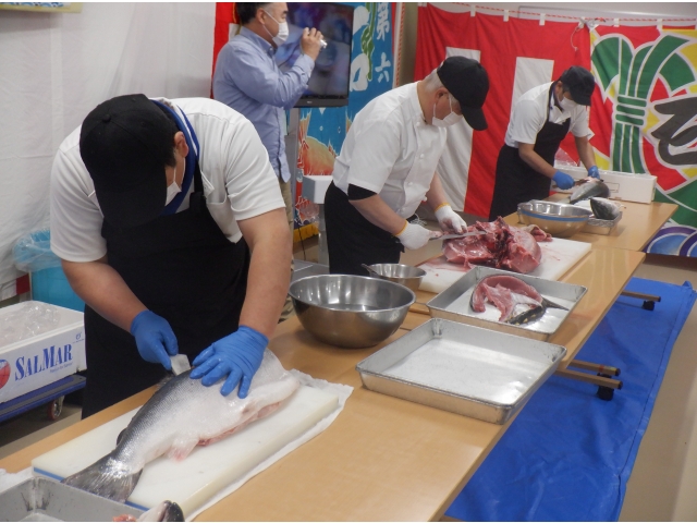 ３名同時の解体ショー！！