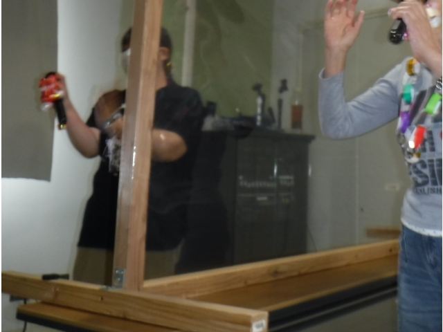 感染対策バッチリでカラオケ熱唱中