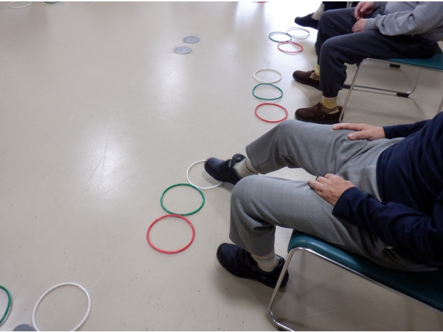 横に動かすことも意外と難しく・・・