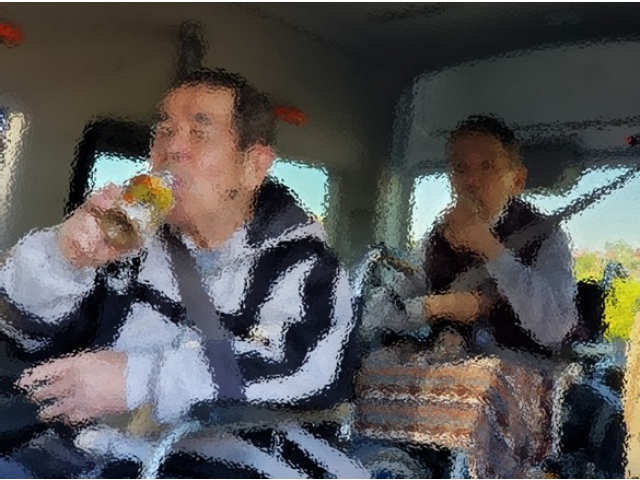 車内でおいしく飲みました