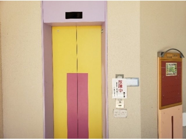 まさかの　エレベータ　故障問題💦