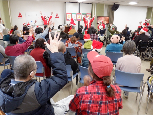 サンタさんとじゃんけんポン