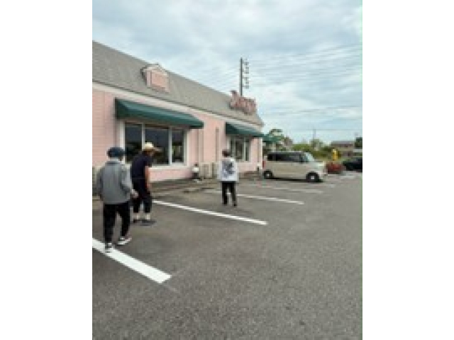 デニーズに着きました。