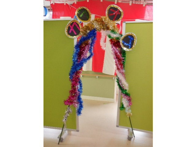 午後のカラオケ大会は豪華に登場