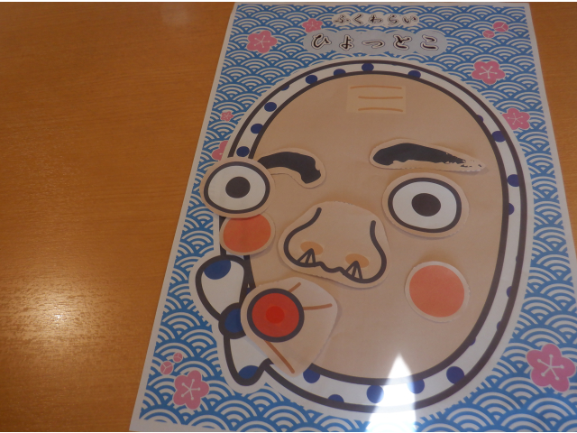 似ていないような・・・