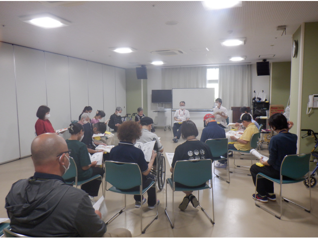 転倒についての座学を受けました。