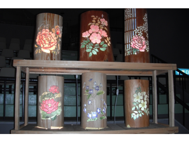 美しい作品でステキです。