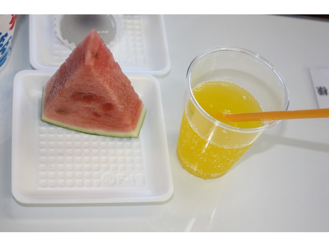 割りたてホヤホヤ