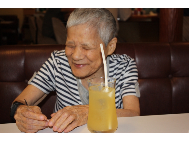 冷たい飲み物でお口直し