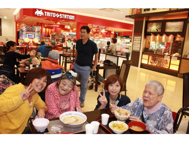 帰ったら、すぎのきの皆に
自慢しましょうね（8分音符）