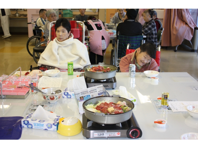 おなかいっぱい
食べましょう！