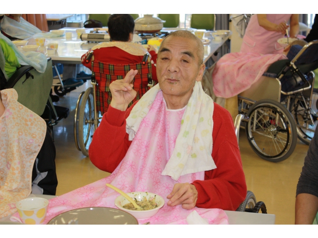 気持ちをVサインで表現