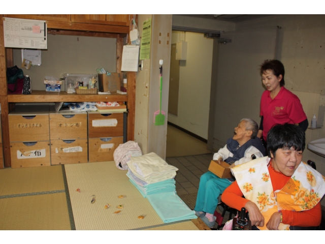 洗濯室もまきました