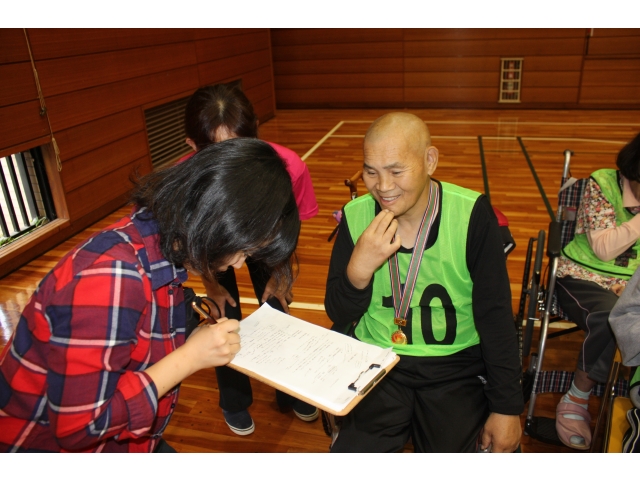 新聞社の取材も受けました