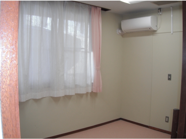 やさしい色味になりました