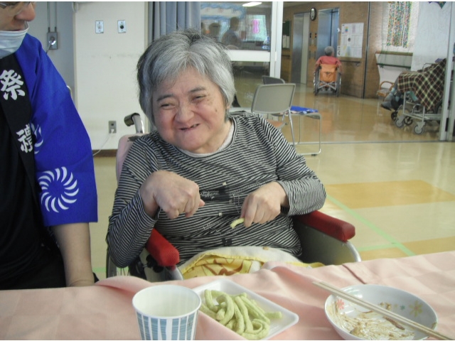 枝豆が食べにくい方には、枝豆味のお菓子を。おいしいですね！