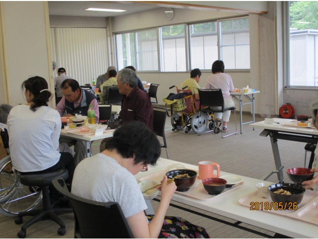 メニューは親子丼💛