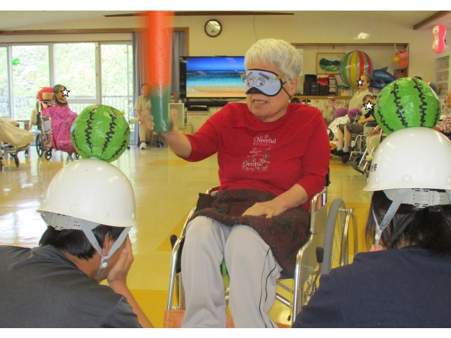 アイマスクをしていても見えているかのようです