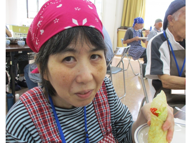 野菜やハムが入っておいしい♪