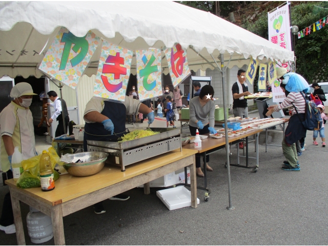 焼きそばや五平餅、関東煮も