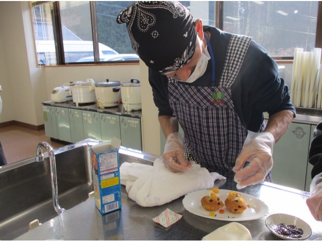 カップケーキにデコレーション
