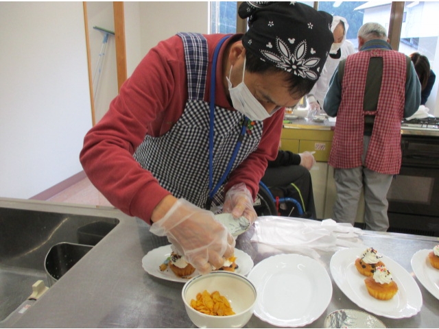 〇〇さんにも食べてもらいたいな、と　　　誰かを思い浮かべて作っています