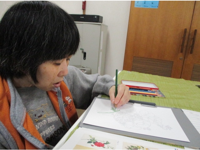 はじめは塗り絵をしていたけど