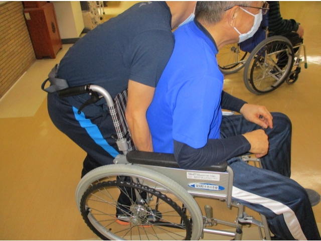 崩れた姿勢の修正