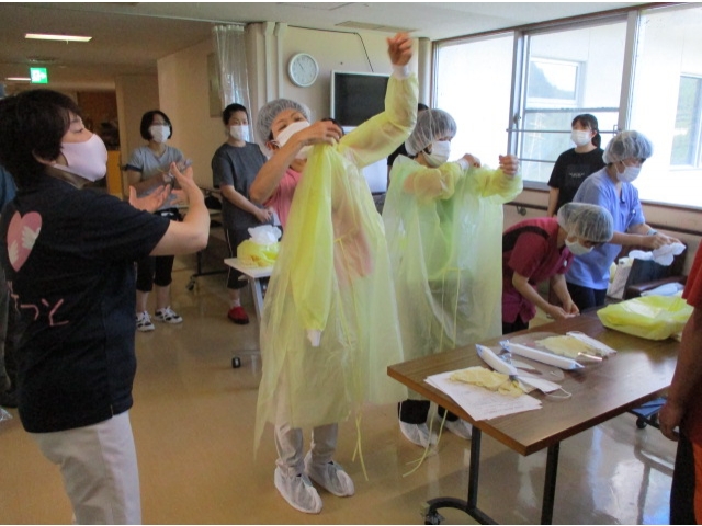 監督役だった人が指示なく実践