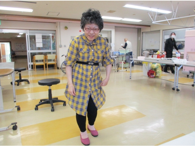 番外編：ウェイトレスファッションチェック