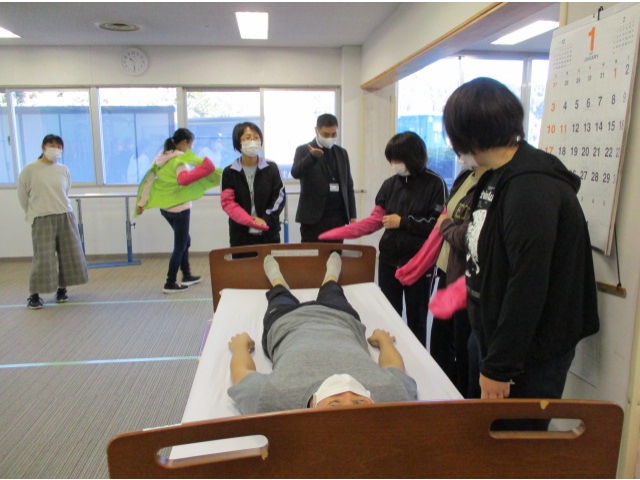 重さのかかる部分は？