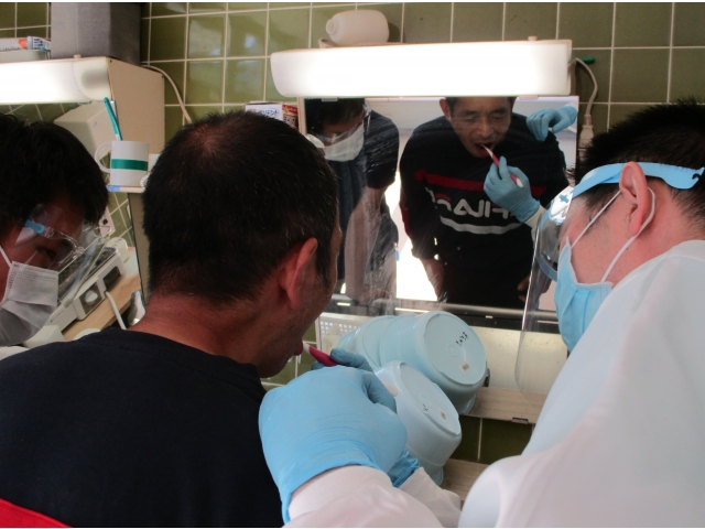 ここに磨き残しがありますよ。