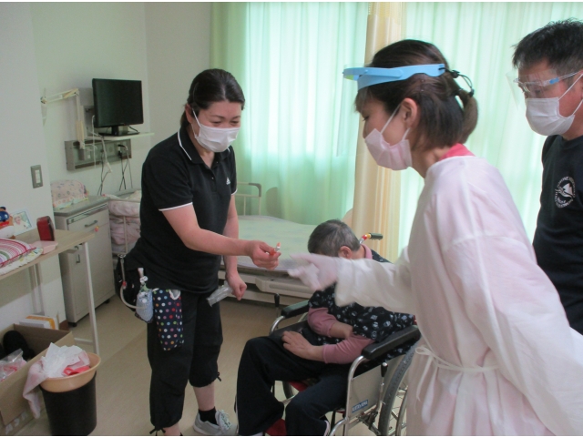 利用者の皆さんへも指導をいただいています。