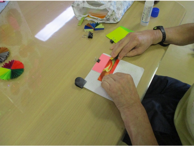 折り目をつけていきますよ～