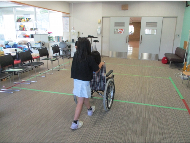 一般的な車いす体験