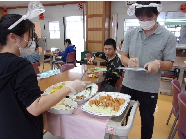 おかわりもありますよー。