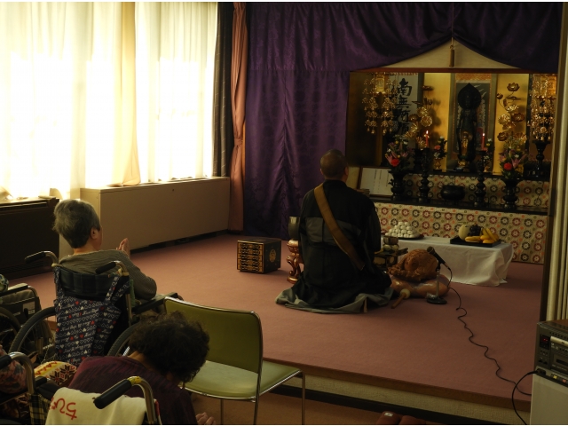 連照寺の住職様にお越し頂きました。