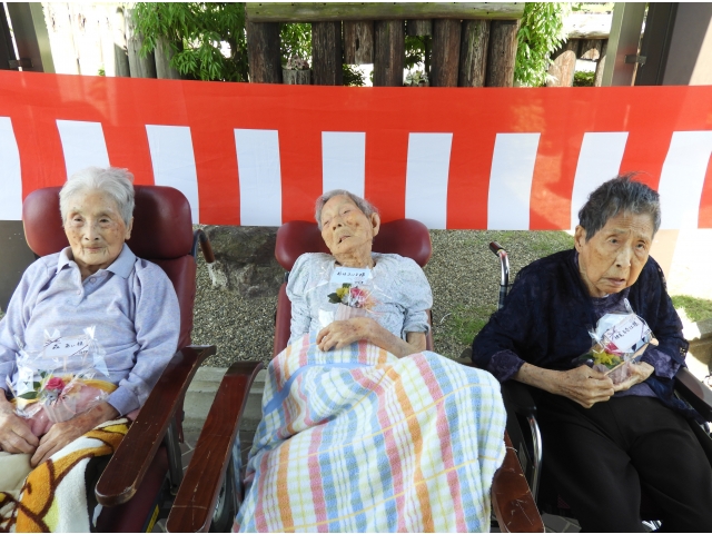 3人で集合写真！すてきです。