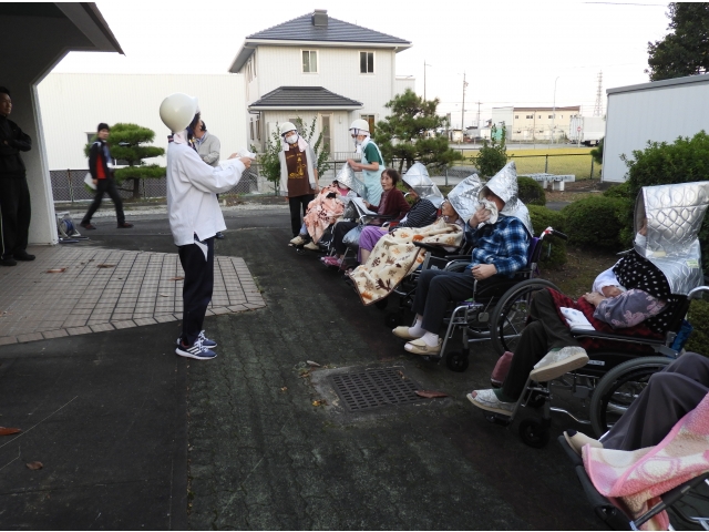 点呼をしています。