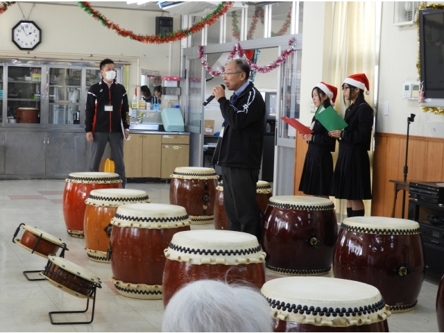 まずは苑長からあいさつ。