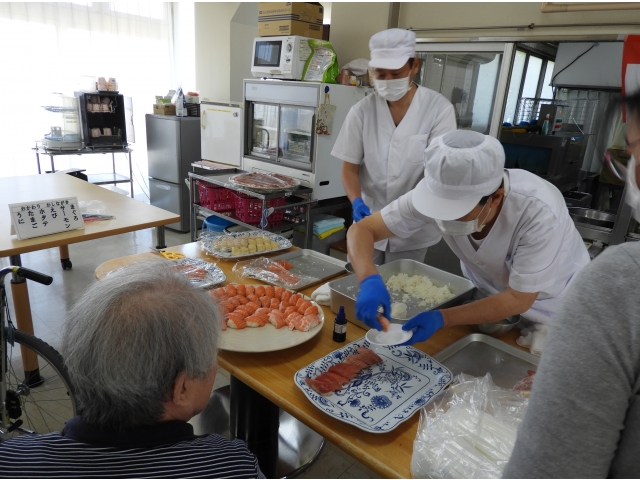 はい、まぐろですね