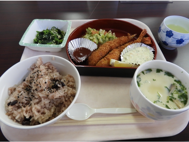 皆様と一緒にランチです。