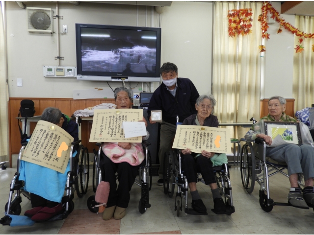 写っていませんが、本当はもう一人いらっしゃいます