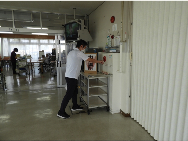 厨房から出火！「火事だー」