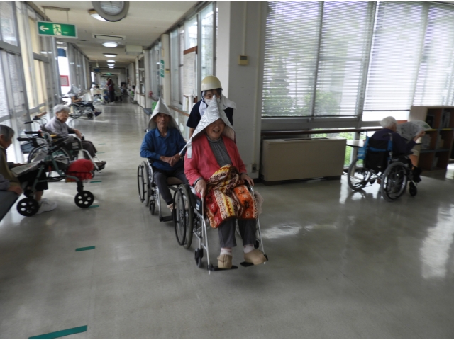 慌てず、焦らず、スムーズに誘導。