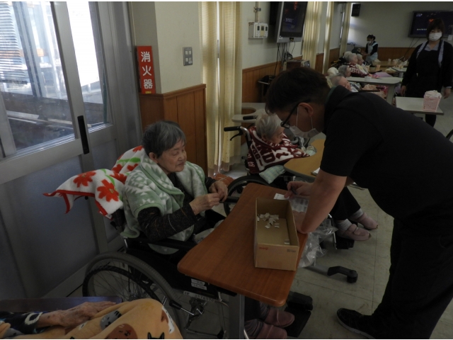 何が当たるかな。