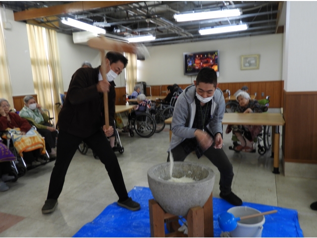 写真もブレるほどの高速‼