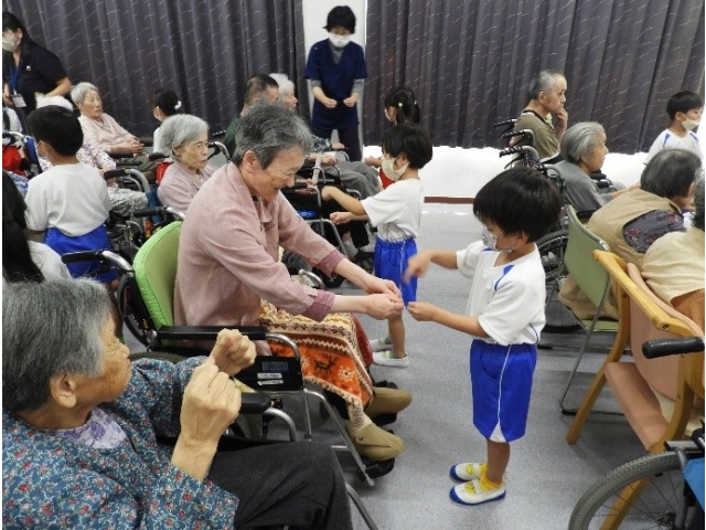 ずーいずーいずっころばーし♪