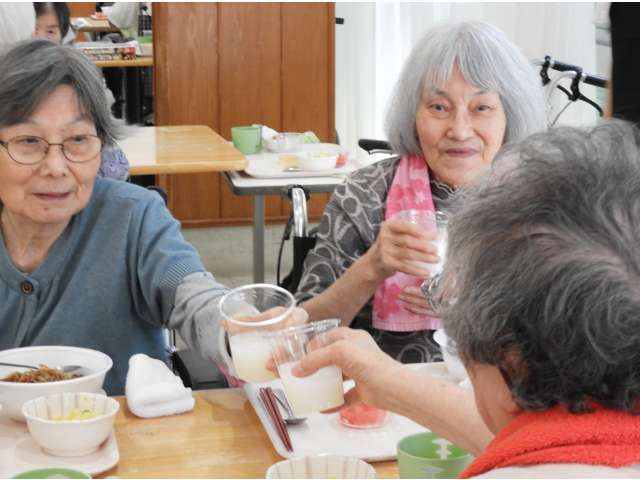 みんなでかんぱーい