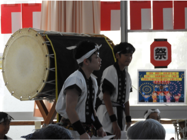 大きい太鼓も使いました